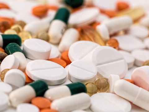 Benefits of Buying Your Drugs Online supplements